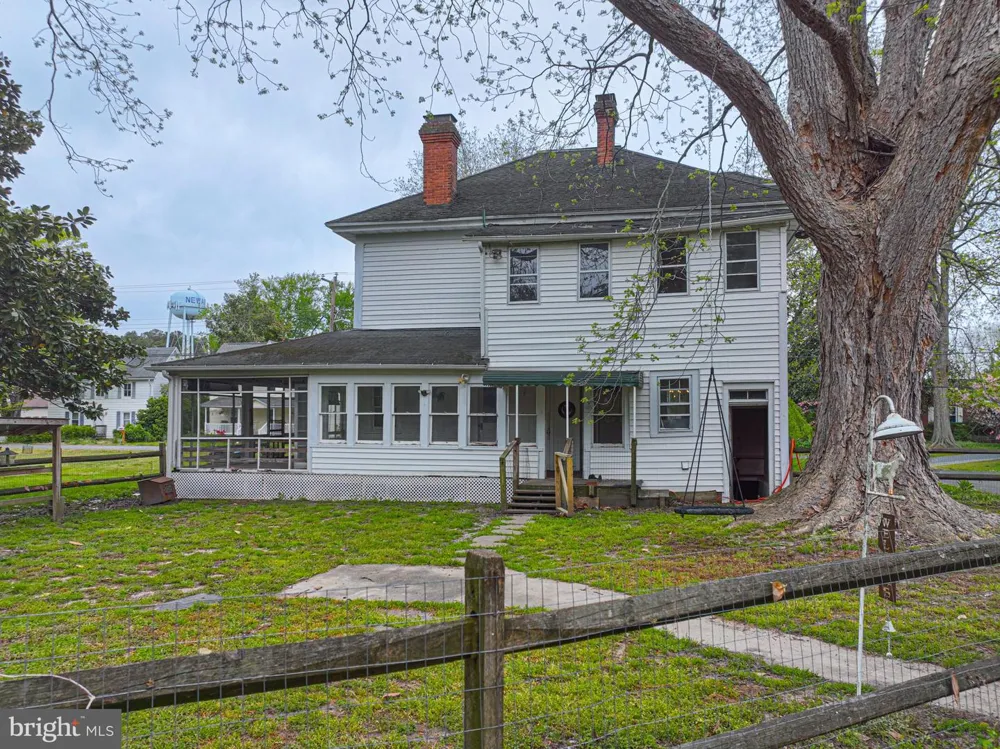 8318 LANGMAID ROAD Newark, MD 21841