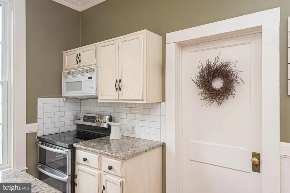 8318 LANGMAID ROAD Newark, MD 21841