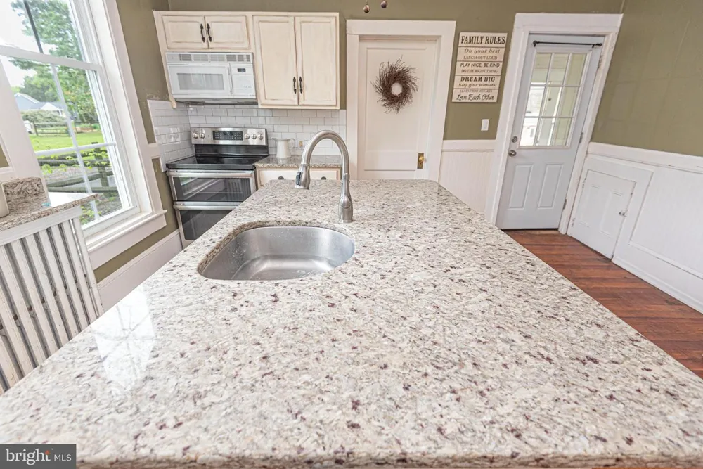 8318 LANGMAID ROAD Newark, MD 21841