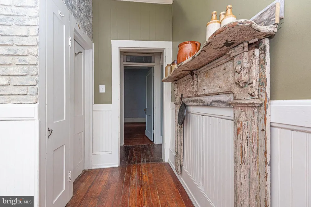 8318 LANGMAID ROAD Newark, MD 21841