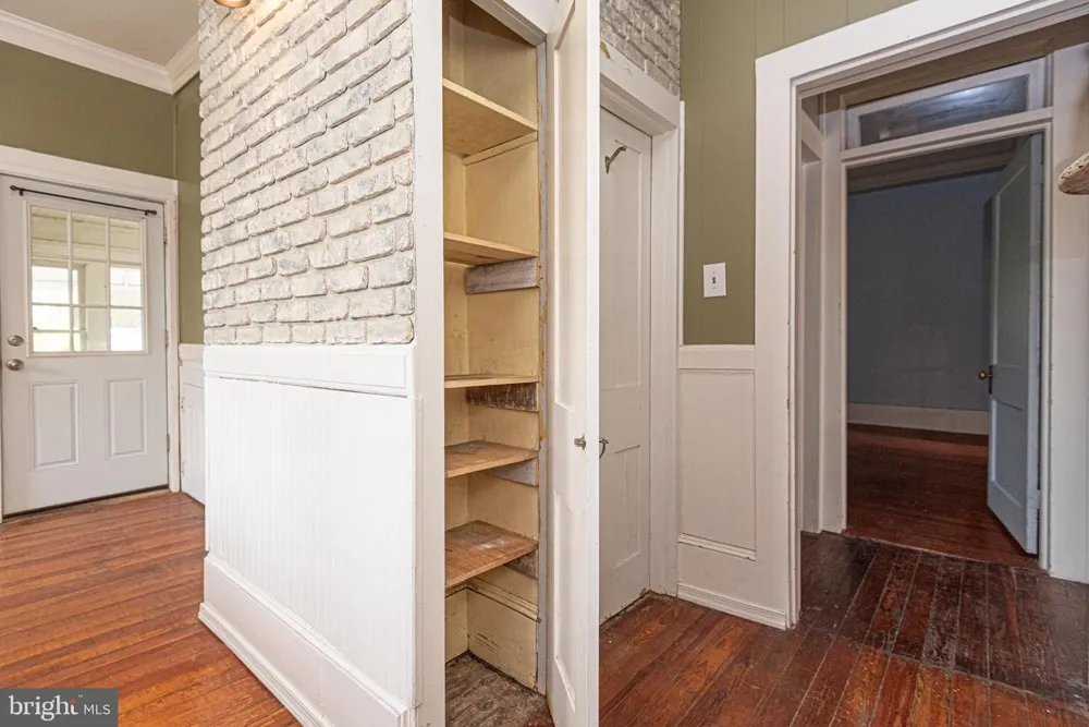 8318 LANGMAID ROAD Newark, MD 21841