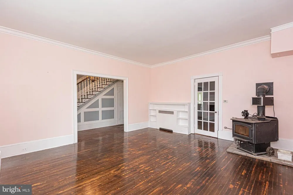 8318 LANGMAID ROAD Newark, MD 21841