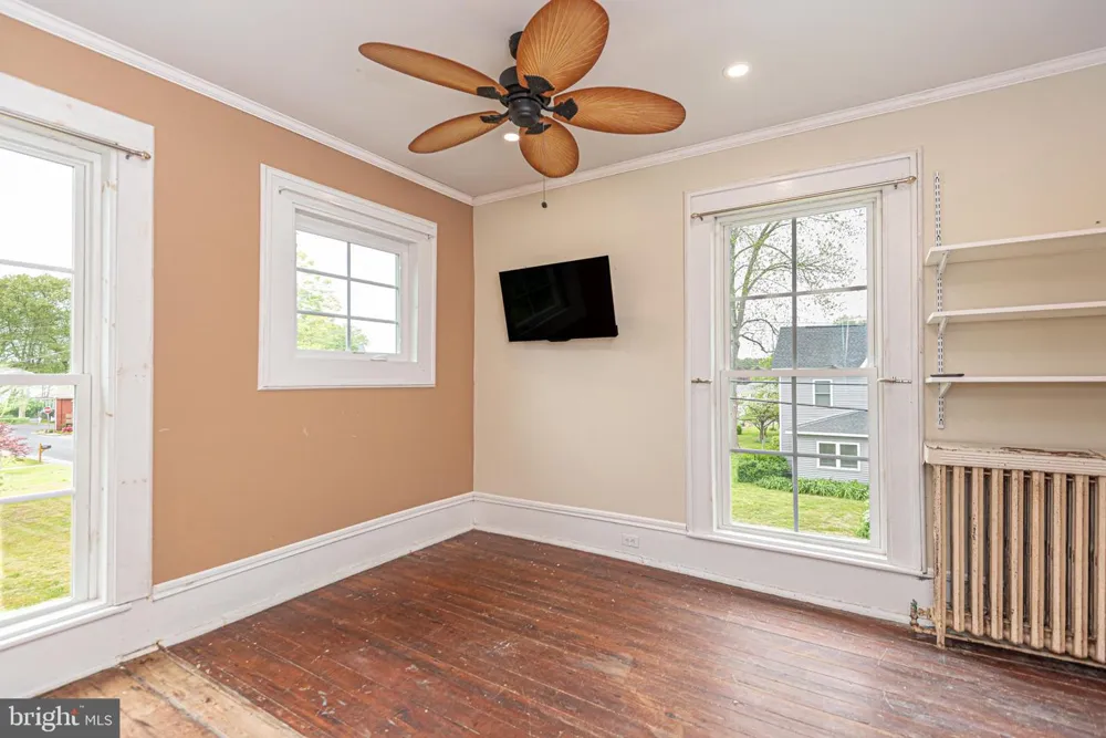 8318 LANGMAID ROAD Newark, MD 21841