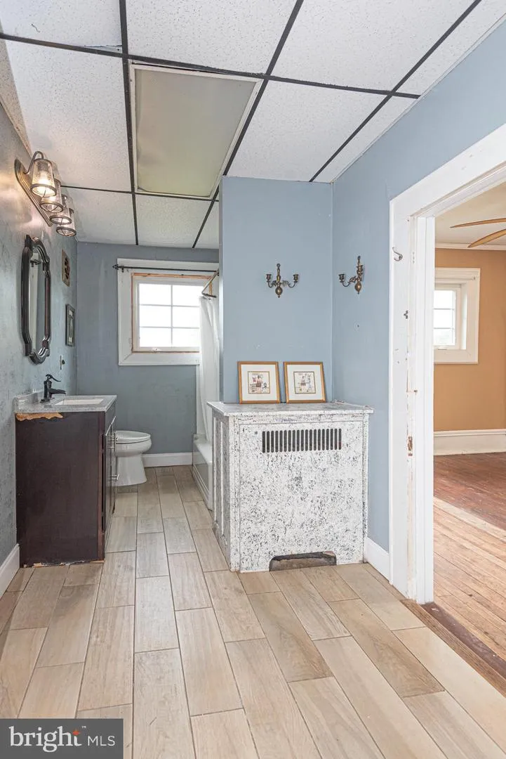 8318 LANGMAID ROAD Newark, MD 21841