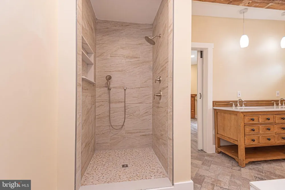 8318 LANGMAID ROAD Newark, MD 21841