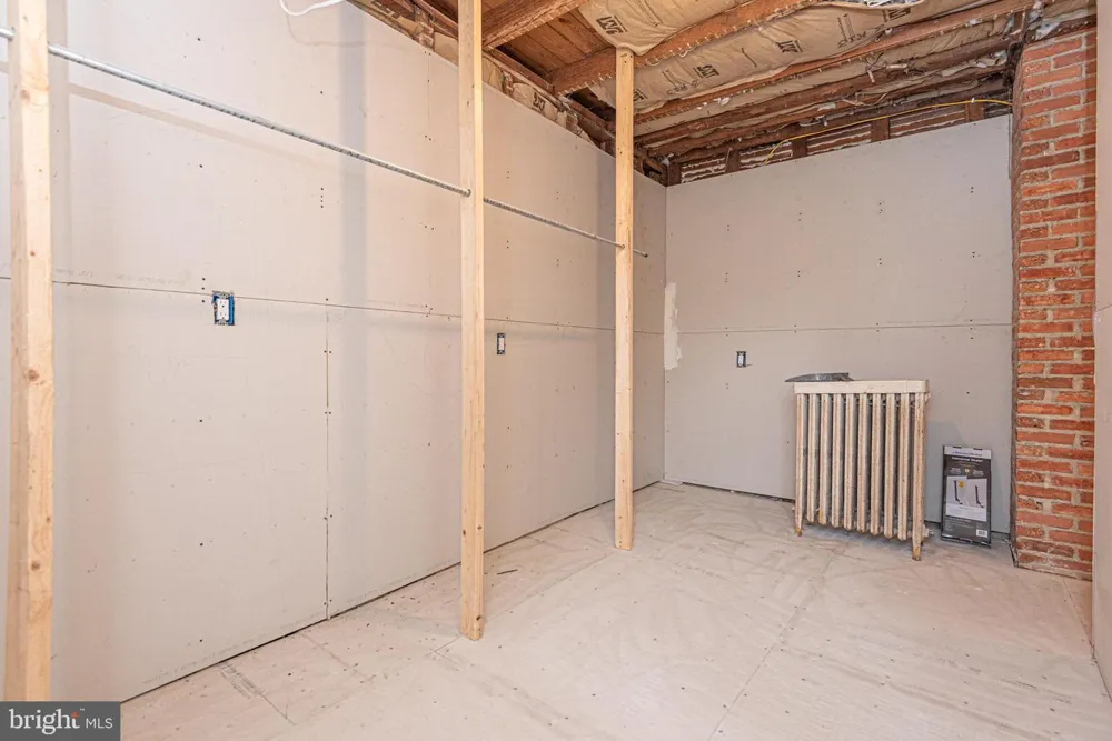 8318 LANGMAID ROAD Newark, MD 21841