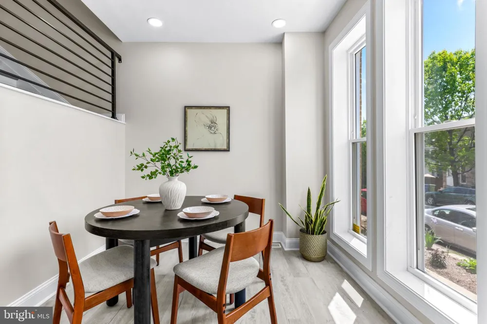 2723 HAMPDEN AVENUE Baltimore, MD 21211