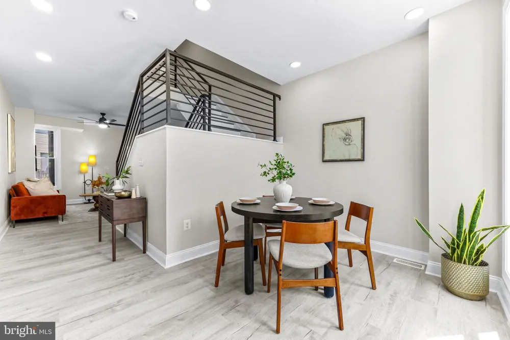 2723 HAMPDEN AVENUE Baltimore, MD 21211