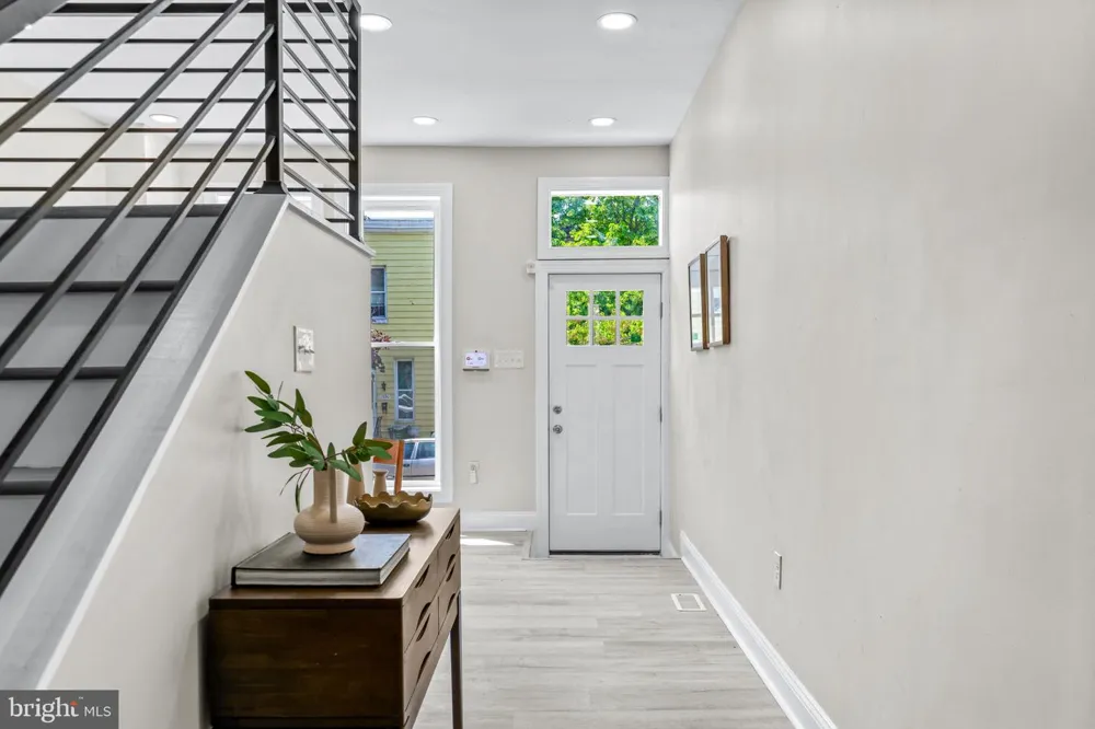 2723 HAMPDEN AVENUE Baltimore, MD 21211