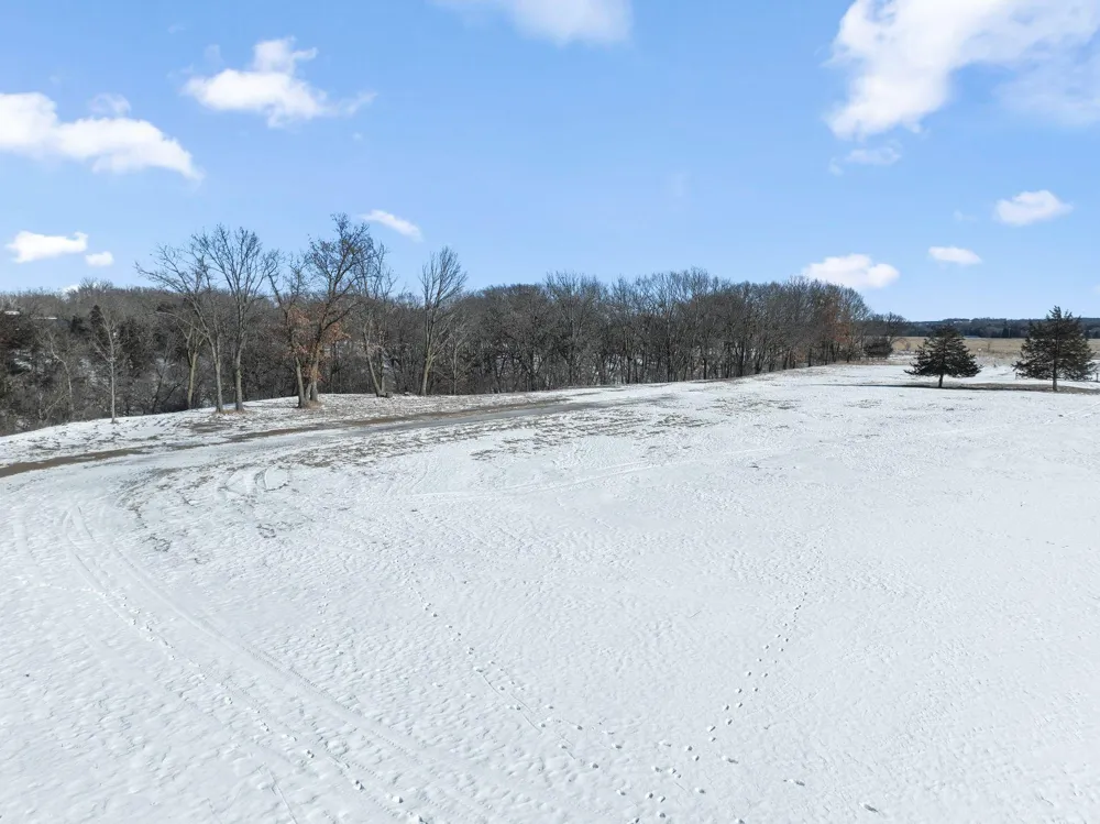 258 Salishan Drive Hudson, WI 54016