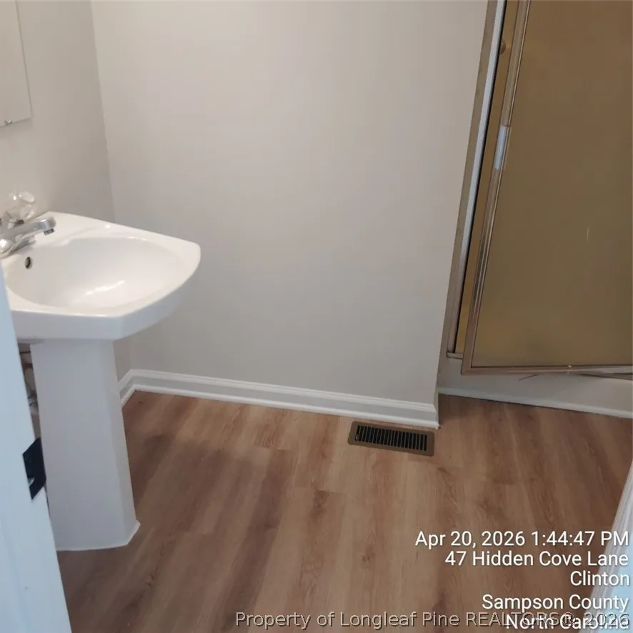47 Hidden  Cove Lane Clinton, NC 28328
