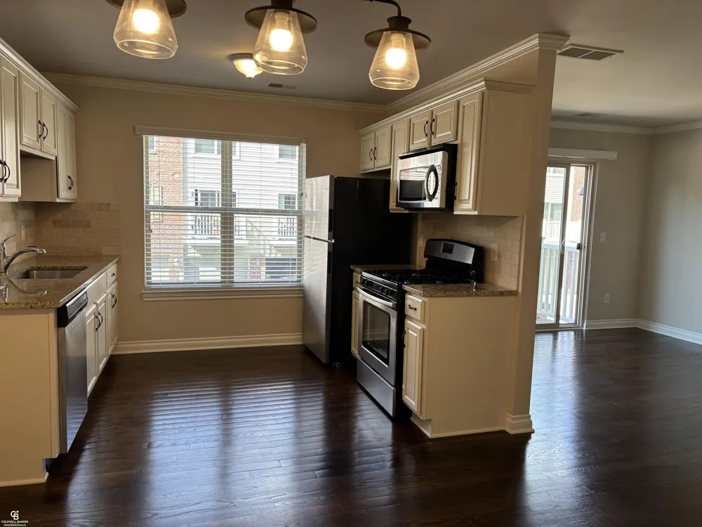 13113 Woodridge Circle Plymouth Charter Township, MI 48170