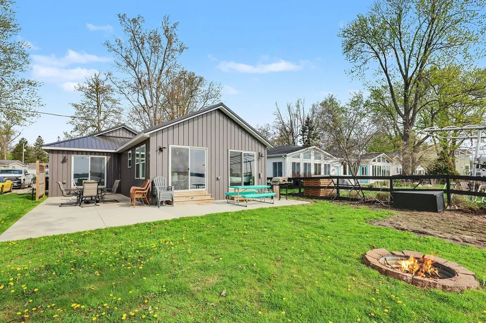 2751 Russell Drive Yankee Springs Township, MI 49348