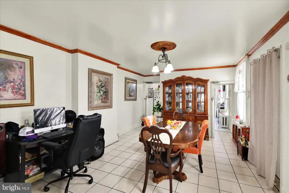 407 S 7TH STREET Reading, PA 19602