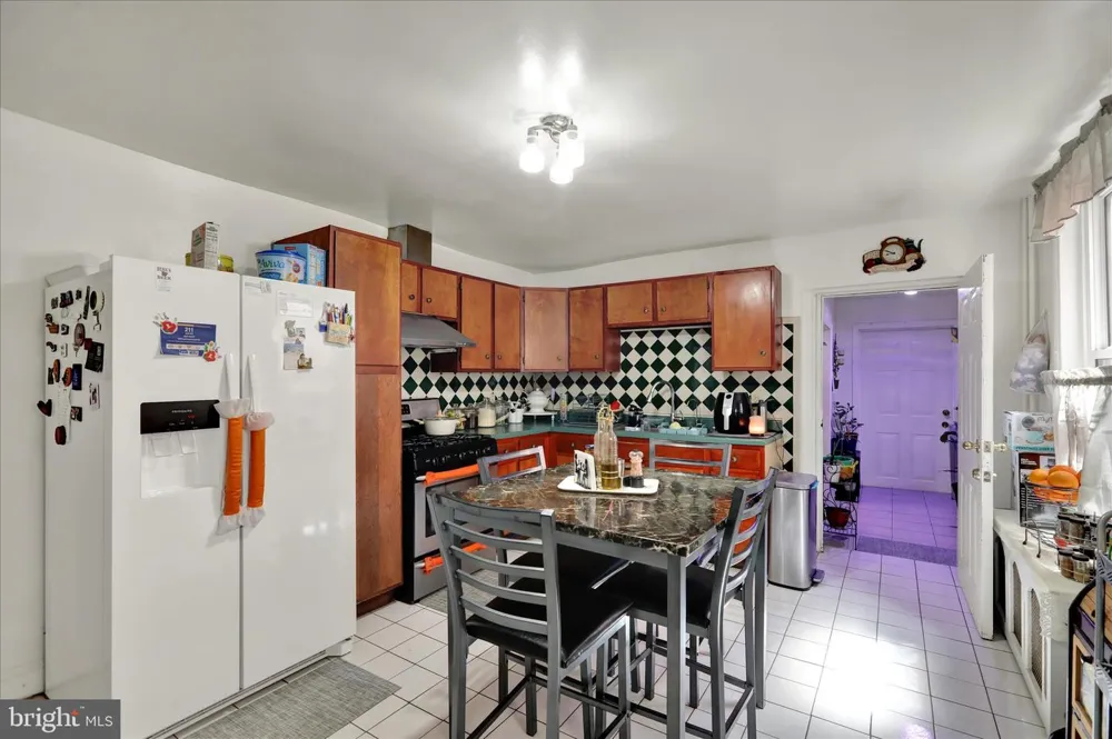 407 S 7TH STREET Reading, PA 19602