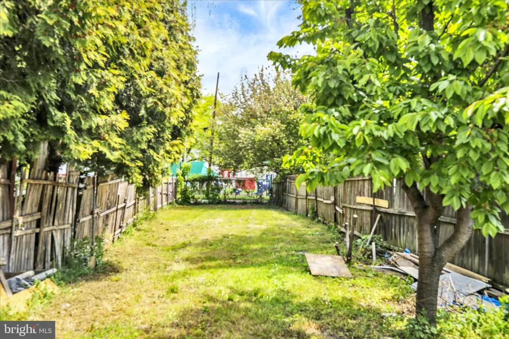 407 S 7TH STREET Reading, PA 19602