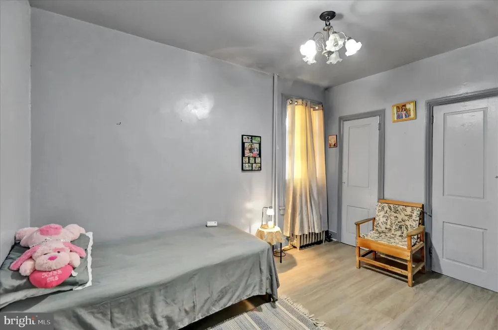 407 S 7TH STREET Reading, PA 19602