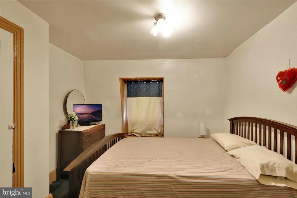 407 S 7TH STREET Reading, PA 19602