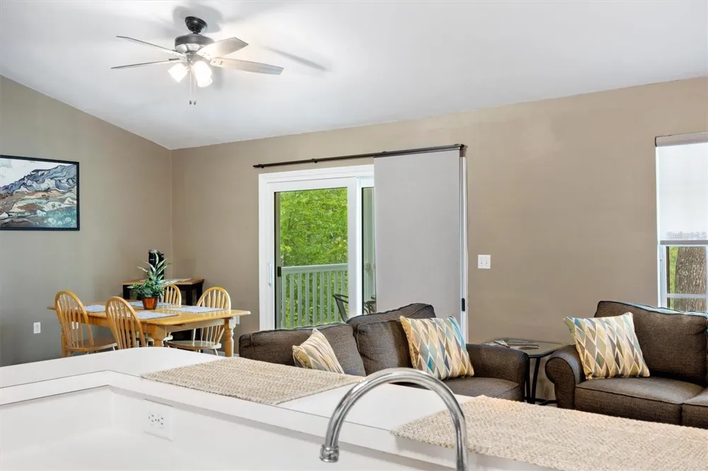 10000 SW 52ND AVENUE #EE 183 Gainesville, FL 32608