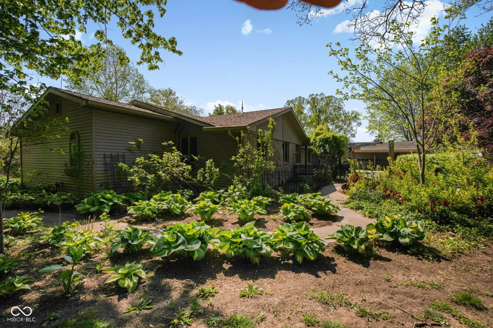 2649 600 W Thorntown, IN 46071