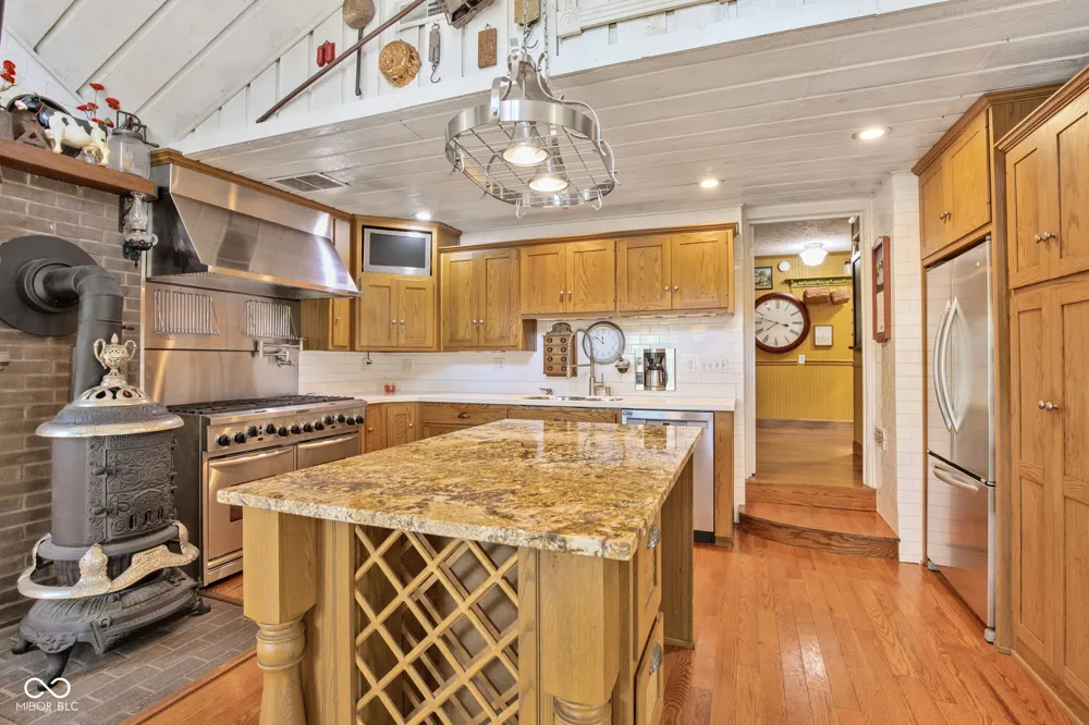 2649 600 W Thorntown, IN 46071