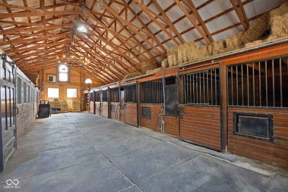 2649 600 W Thorntown, IN 46071