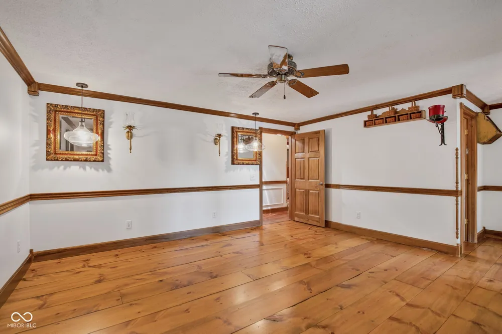 2649 600 W Thorntown, IN 46071