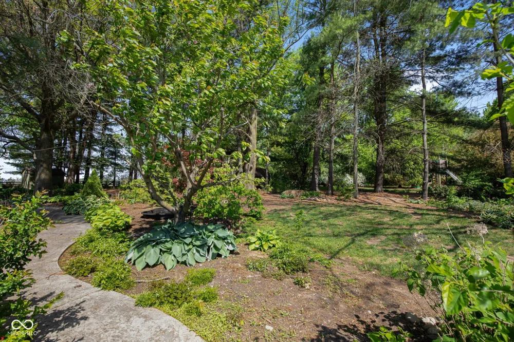 2649 600 W Thorntown, IN 46071