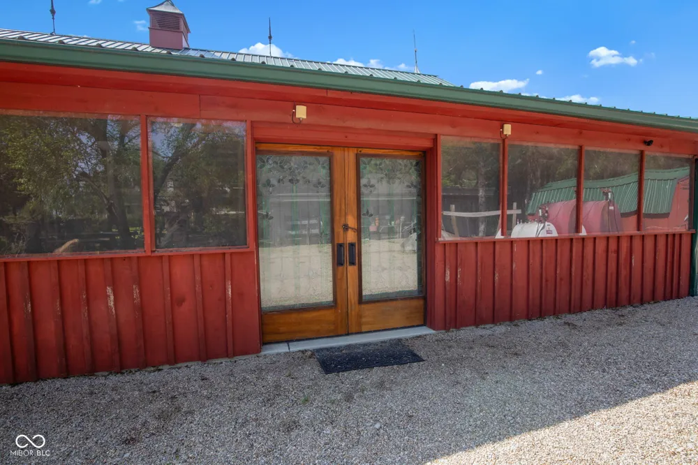 2649 600 W Thorntown, IN 46071