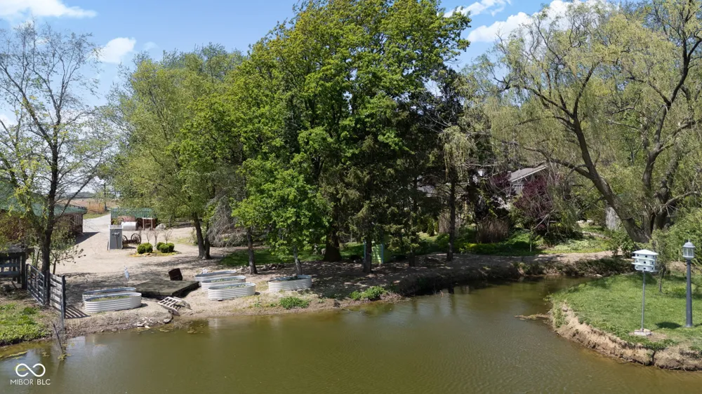 2649 600 W Thorntown, IN 46071