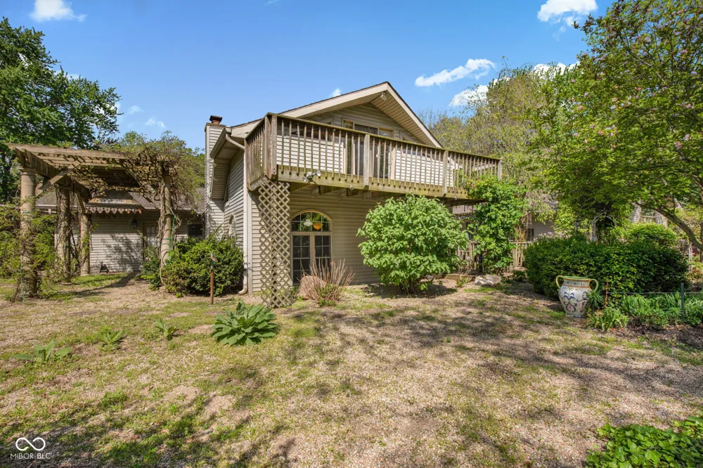 2649 600 W Thorntown, IN 46071