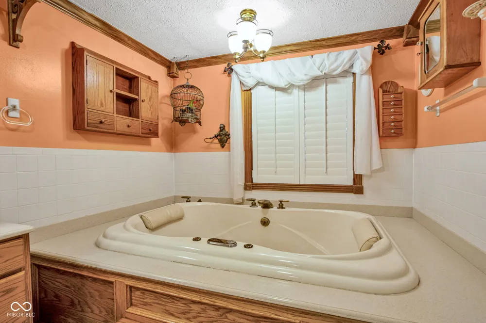 2649 600 W Thorntown, IN 46071
