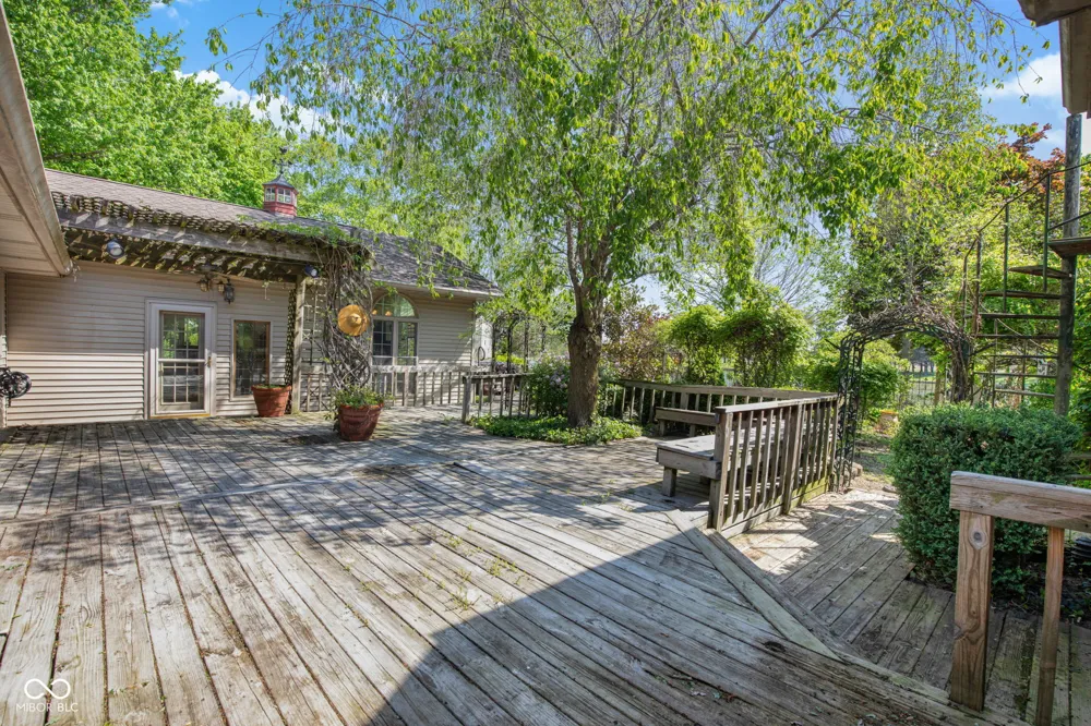 2649 600 W Thorntown, IN 46071