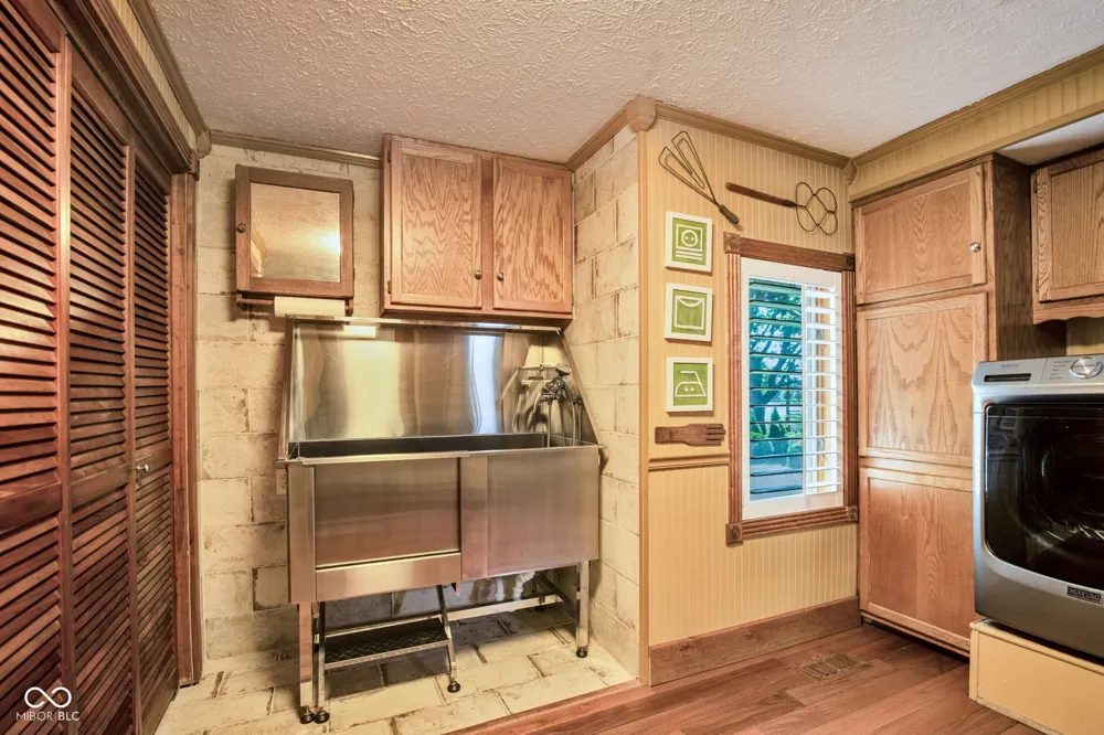2649 600 W Thorntown, IN 46071