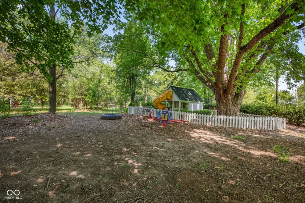 2649 600 W Thorntown, IN 46071