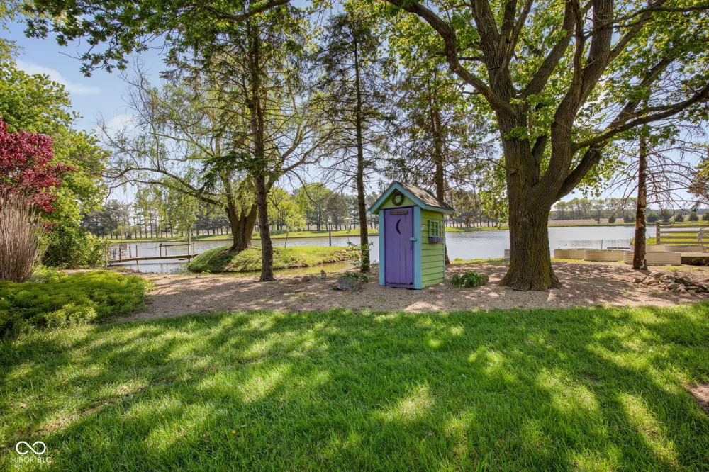 2649 600 W Thorntown, IN 46071