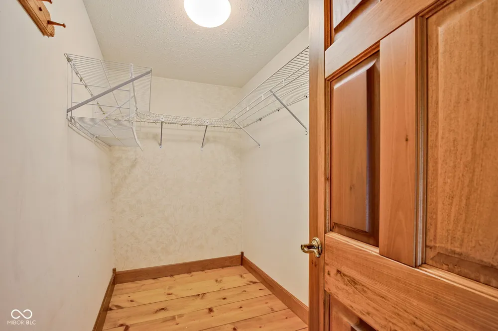 2649 600 W Thorntown, IN 46071
