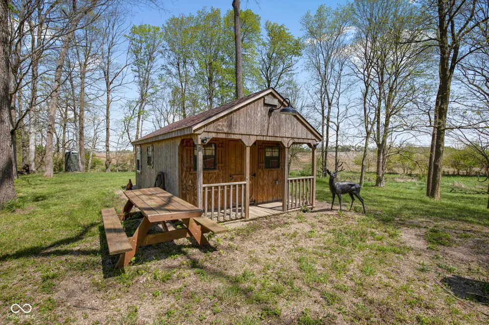 2649 600 W Thorntown, IN 46071