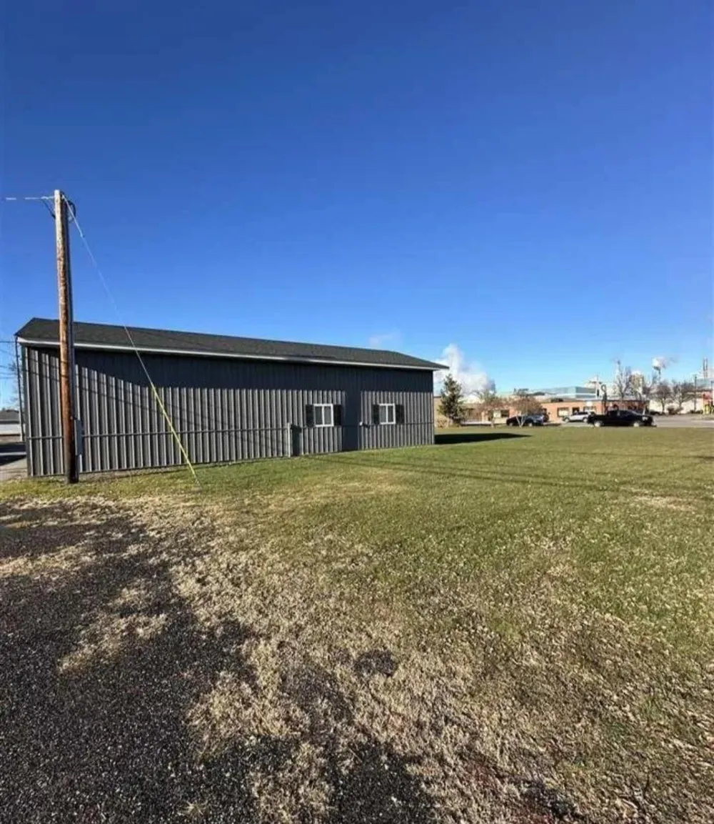 425 4th Street International Falls, MN 56649