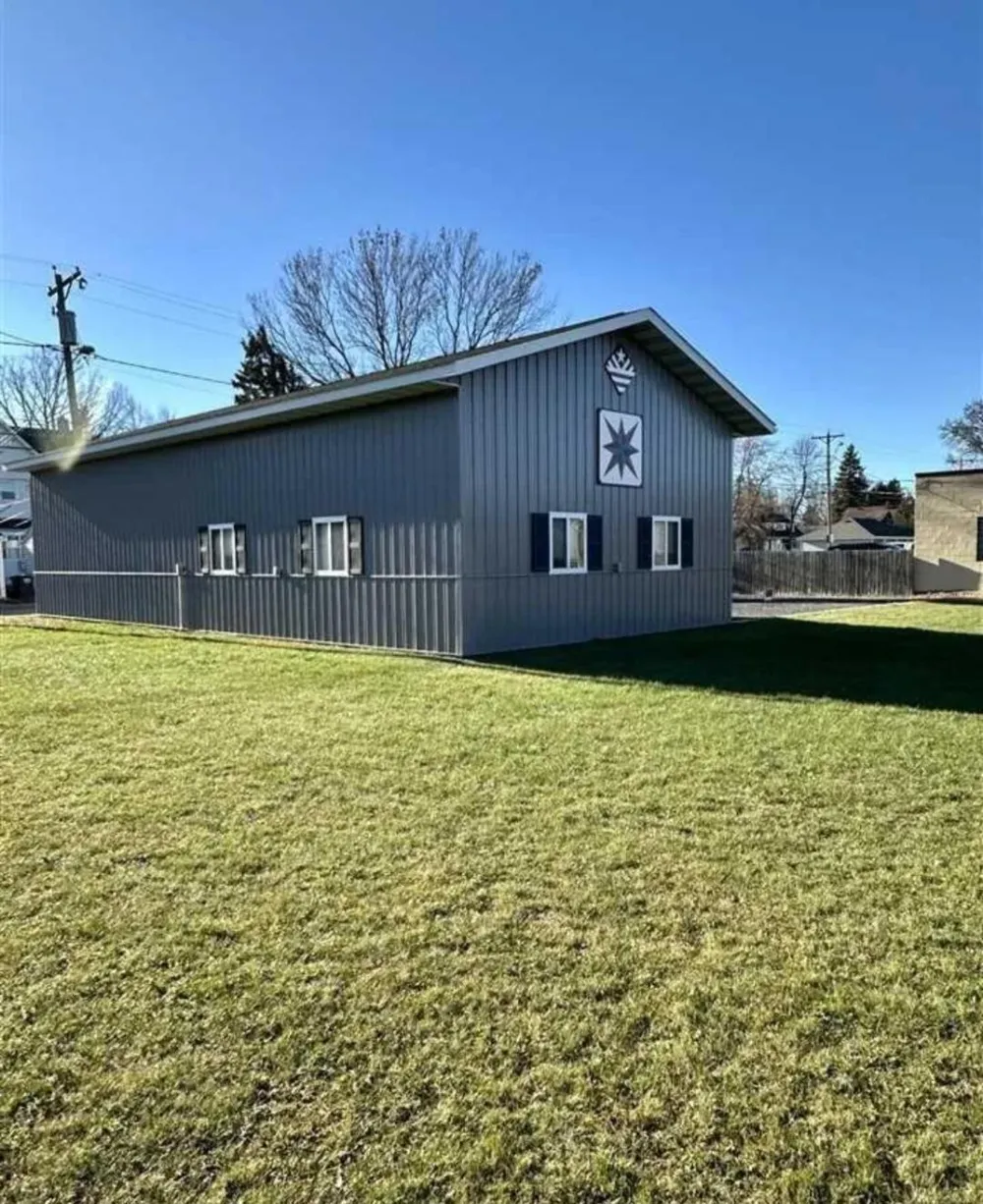 425 4th Street International Falls, MN 56649
