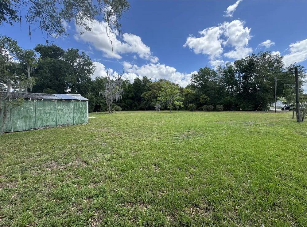 65 HOWARD STREET Umatilla, FL 32784