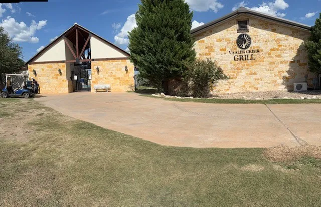 137 W Pat Dolan Blanco, TX 78606