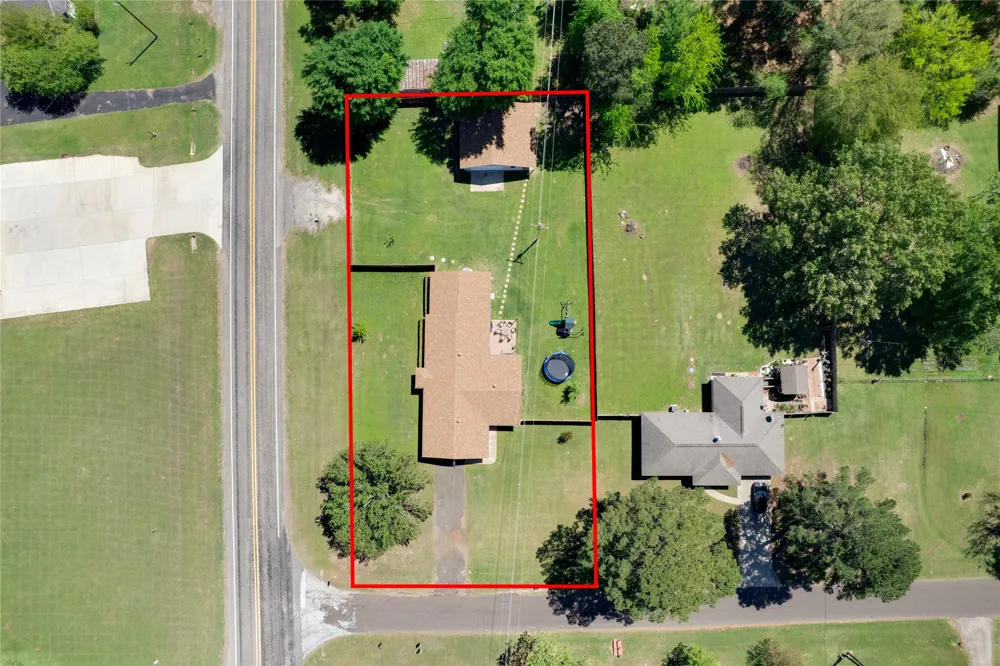 100 Madison Drive Longview, TX 75603