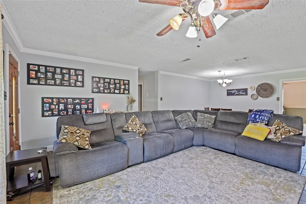 100 Madison Drive Longview, TX 75603