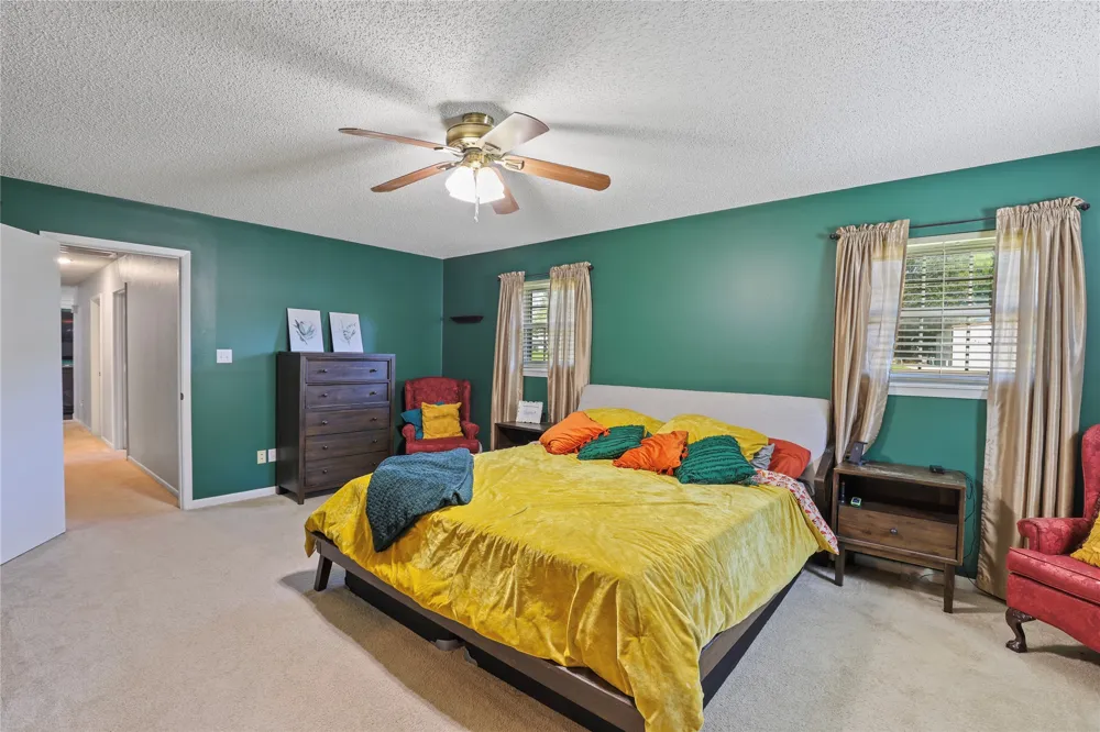 100 Madison Drive Longview, TX 75603