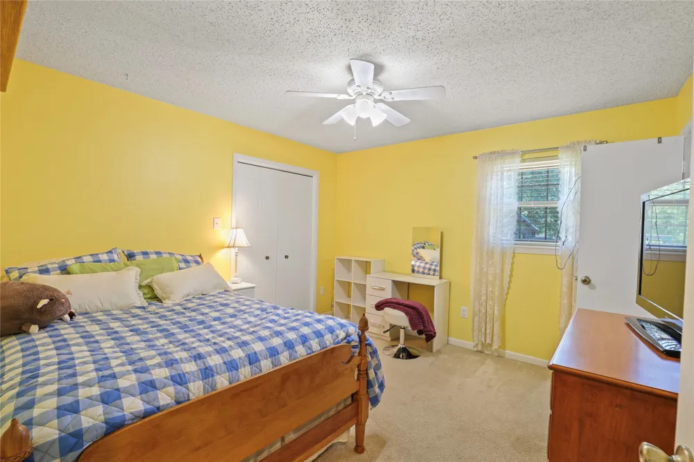 100 Madison Drive Longview, TX 75603