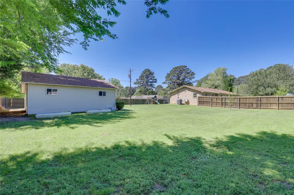 100 Madison Drive Longview, TX 75603