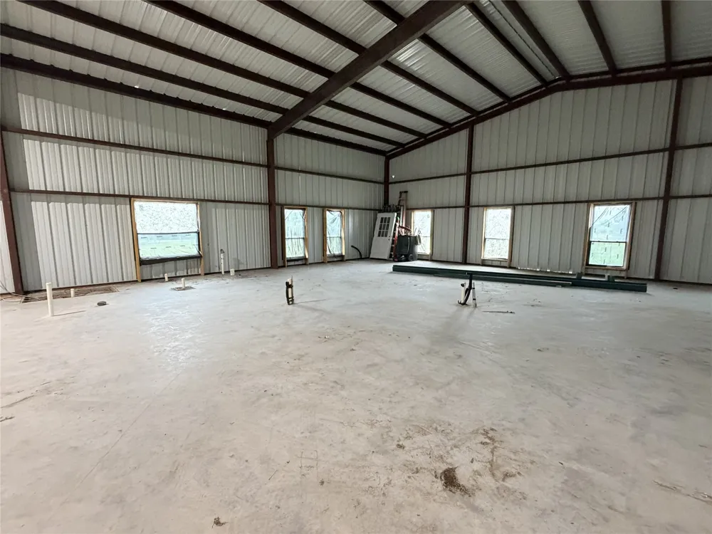 192 Fm 1183 Alma, TX 75119
