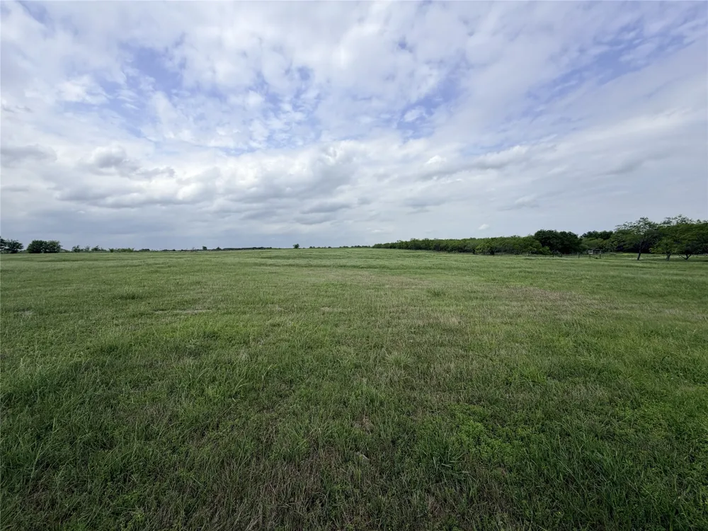 192 Fm 1183 Alma, TX 75119