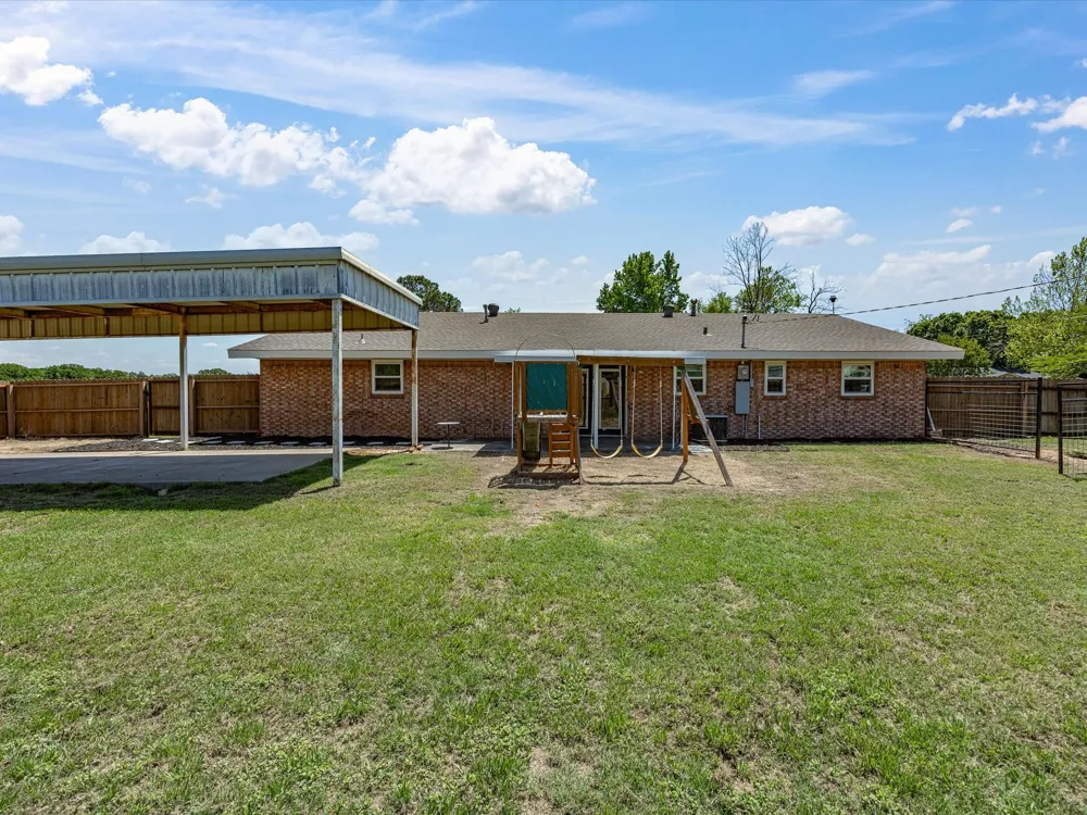 1312 Rock Street Bowie, TX 76230